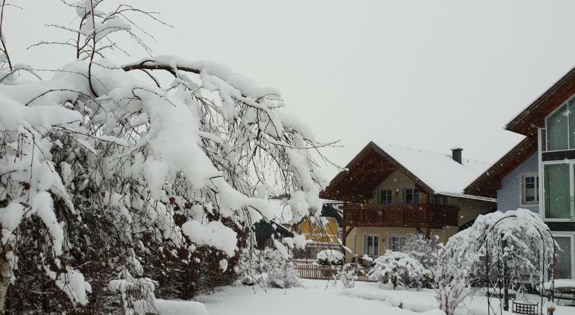 Ferienhaus Pepi Villa Strobl Esterno foto